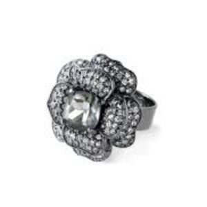 Stella and Dot Belle Fleur Ring